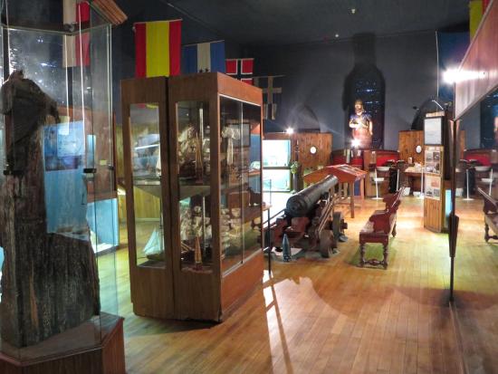 Cape Agulhas Tour shipwreck museum